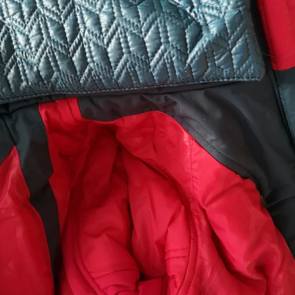 Ski jacket - Picture 16 of 16